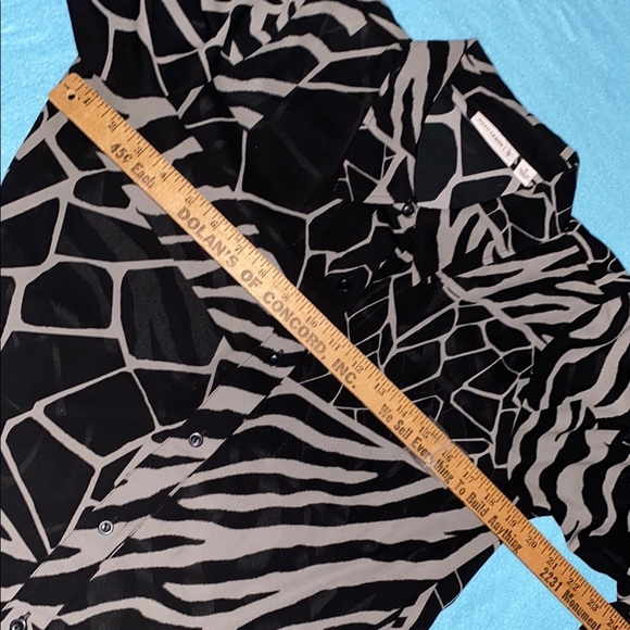 SUSAN GRAVER shirt dress tunic button up semi-sheer animal print midi NEW size 8 - Picture 9 of 11